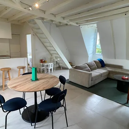 Duplex - - Family-friendly - Pyrenees & Castle *