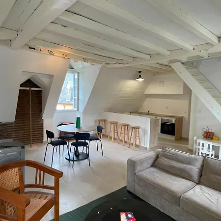 Duplex - - Family-friendly - Pyrenees & Castle